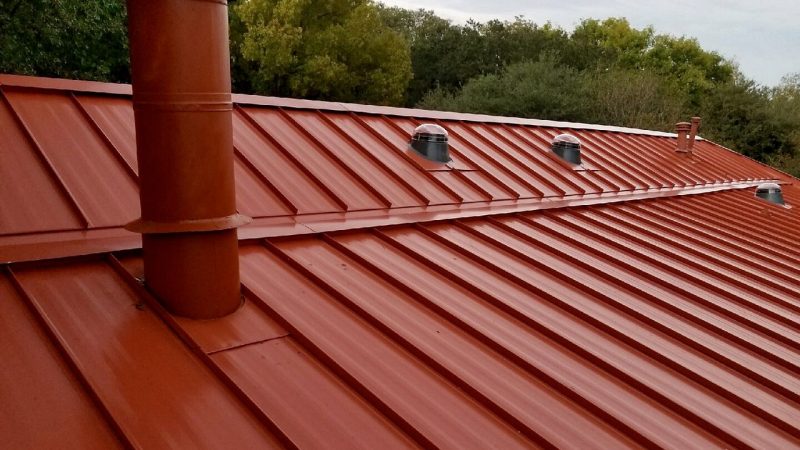 Comment garder un toit en bon état pour éviter les pertes de chaleur?