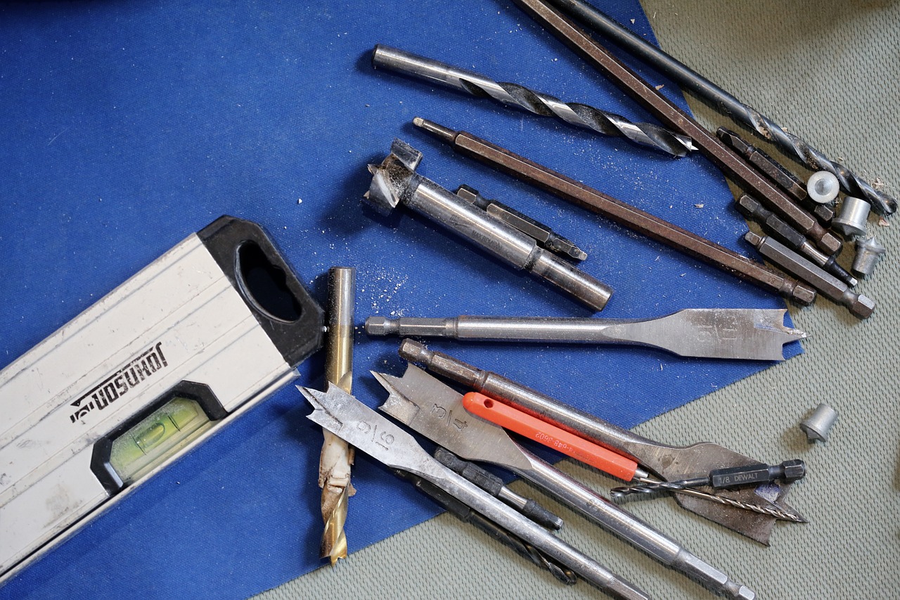 Quels outils de menuiserie pour de petits bricolage à la maison? 