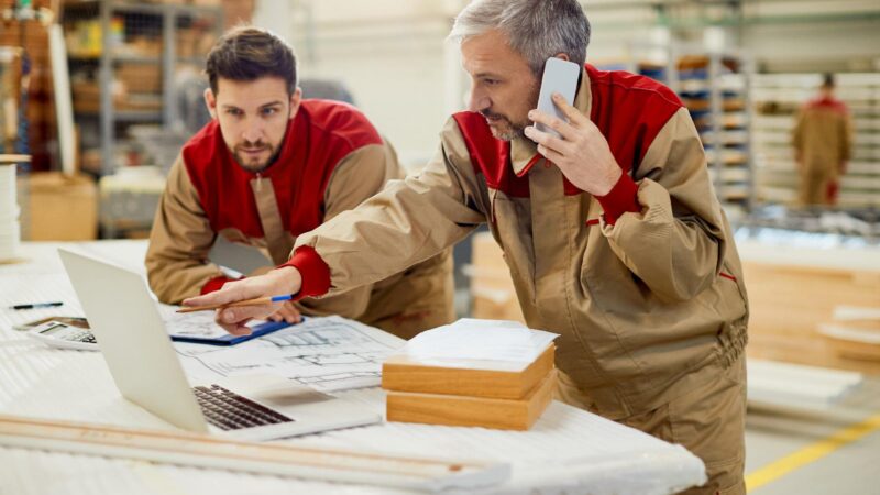 Bien s’informer pour mieux construire : un enjeu partagé entre artisans et particuliers